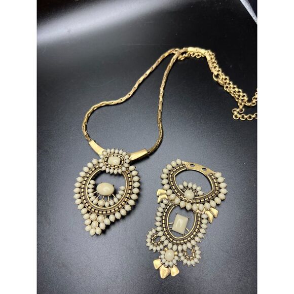 Stella & Dot Havana Necklace - Picture 5 of 8